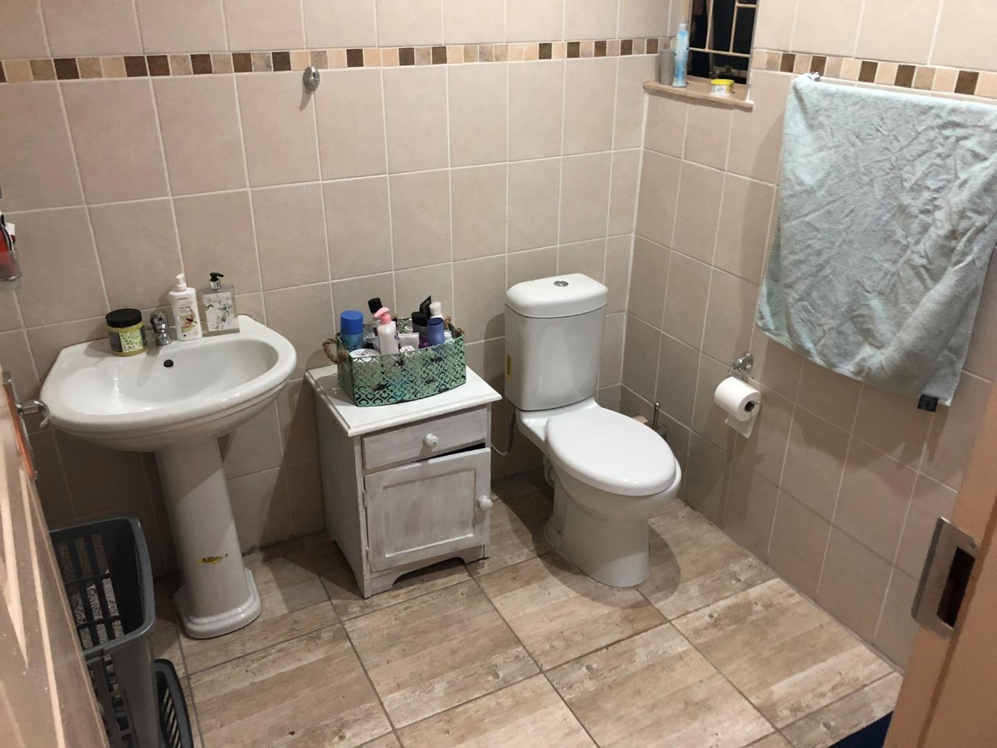 86797_Montagu6B